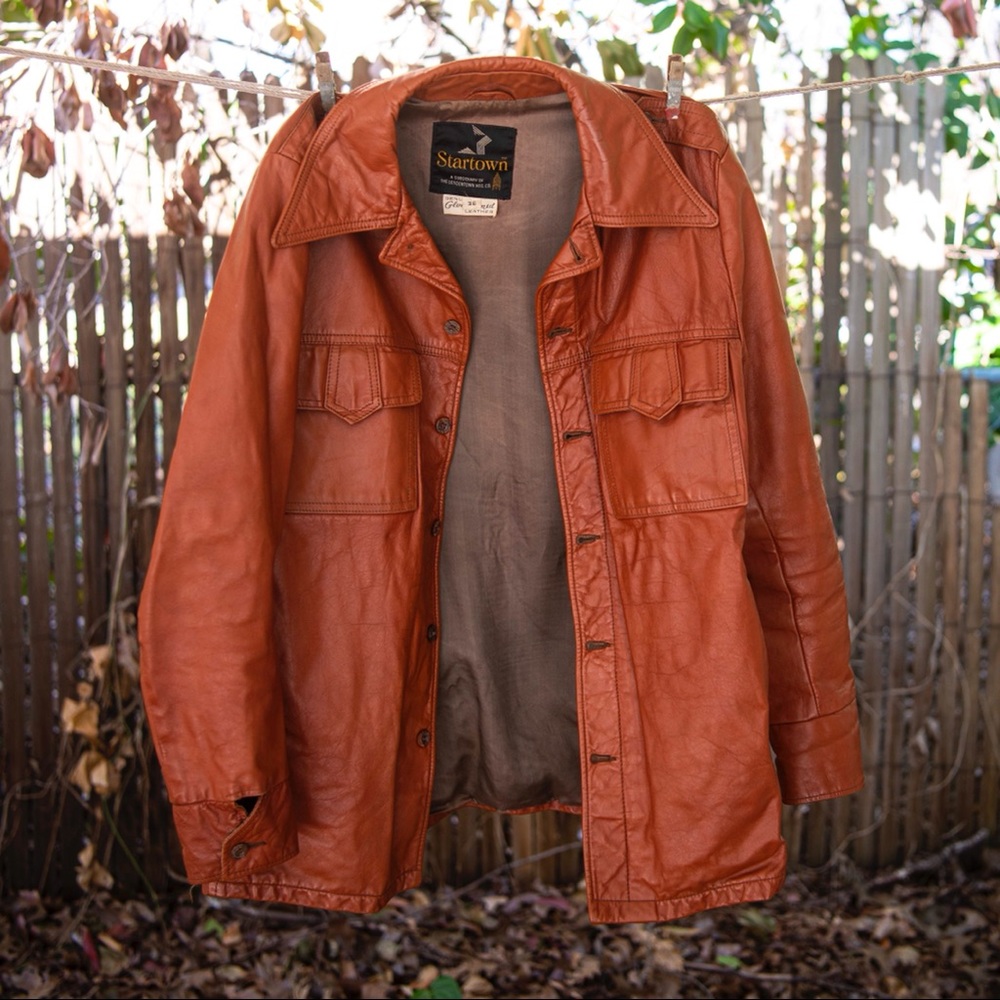COPY - Brown vintage 1970s leather jacket, butterfly collar. - Picture 3 of 8